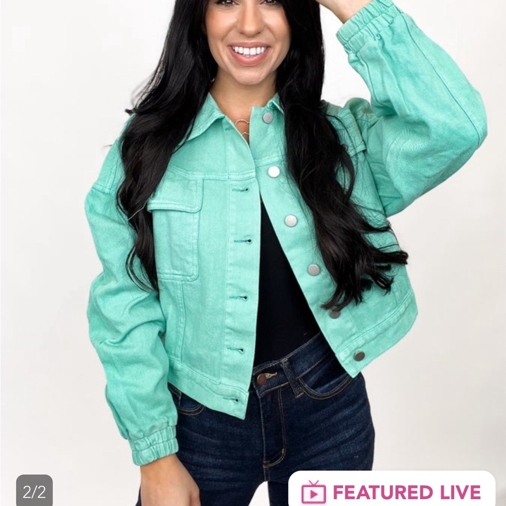 🔥💚VERVET CROPPED DENIM JACKET💚🔥